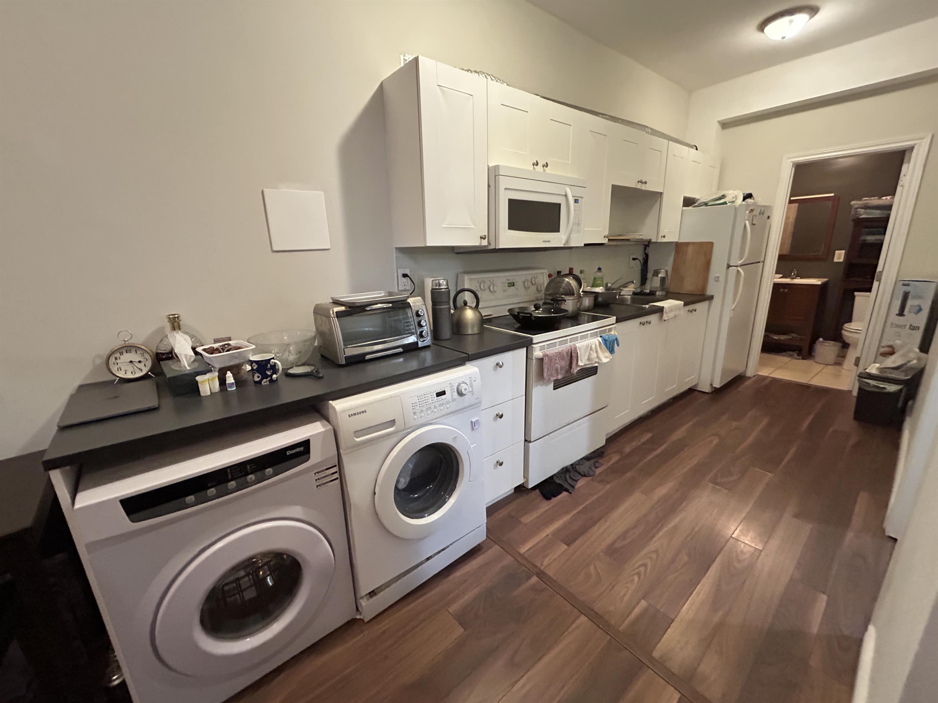 448 Ferguson Ave North - 1